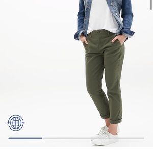 GAP for good girlfriend green khaki pants